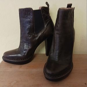 Michael Kors brown leather wooden heel ankle boots booties 7